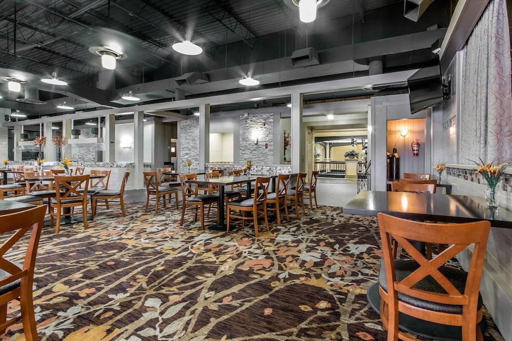 Radisson Hotel Louisville North Jeffersonville Esterno foto